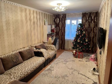 Продам 2-х комнатную квартиру в центре