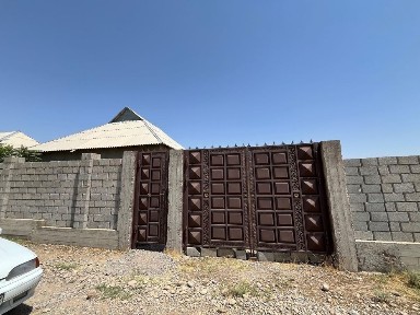 Тұран ауданы, Ақжар ауылы! 15 соттық! 4бөлмелі үй! Қора, Су, Газ, Жарық бар!
