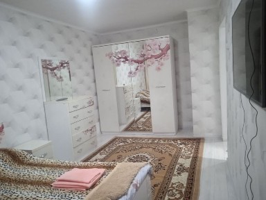 Люксовые 1 и 2 комн квартиры в центре рядом рынок, площадь. Все близк