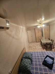 Сдается по суточна 1 комнатная квартира в районе универсам