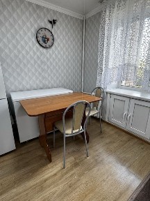 Продам 3-х комн каартиру в р-не Береке