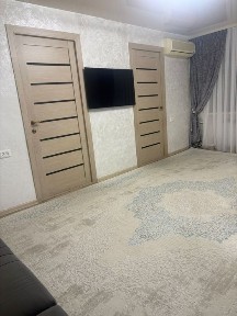 Продам 4 комнатную квартиру