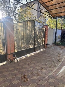 Продается дом в центре города