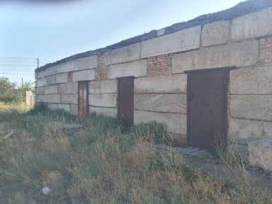 дом, складские помещения