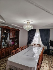 Продается двух этажный дом