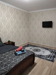 Квартира по суточно. Микрорайон 10 дом 19