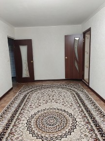 Продам трёхкомнатную квартиру