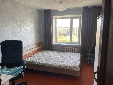 Сдам квартиру 3 х комнатную в центре