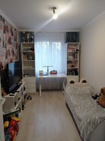 Продам трёхкомнатную ква
