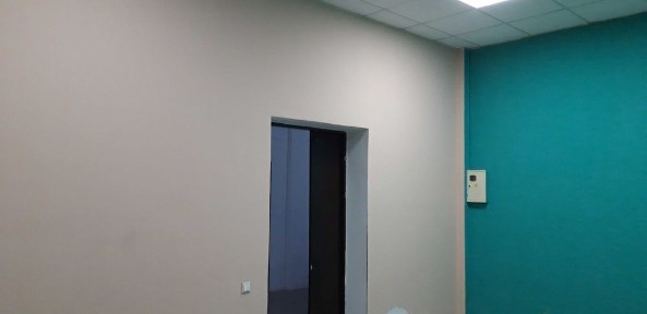 Продам коммерческое помещение под офис 33 кв. м в центре Алматы