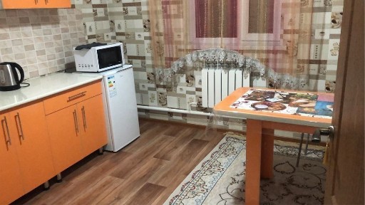 Посуточно 1-комнатные и 2-комнатные квартиры.