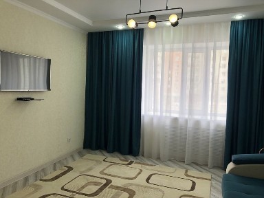Сдам в аренду на длительный срок 1к. кв. Ул. Шайкенова 13А за 220000т.