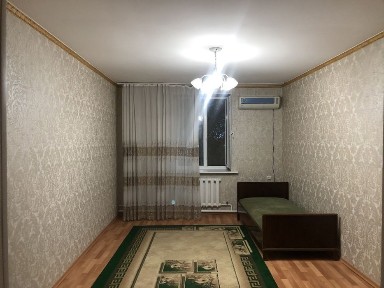 Сдаётся 5 комнатная квартира в центре города