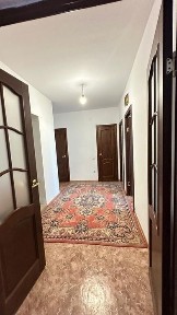 Срочно Продам 2к кв в нур сити 2 мкр 4/9. В Актобе.