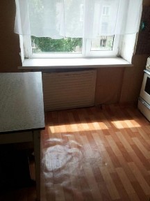 Срочно продам однокомнатную квартиру в общежитии