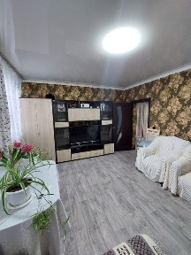 Продам двухкомнатную квартиру. Рабочий посёлок.