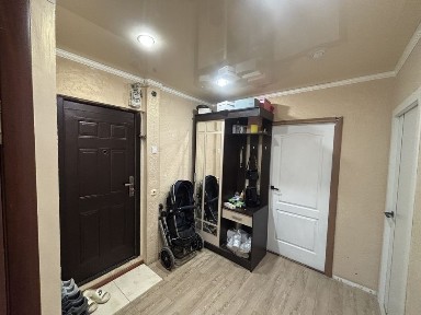 Продам квартиру 3 комнатную