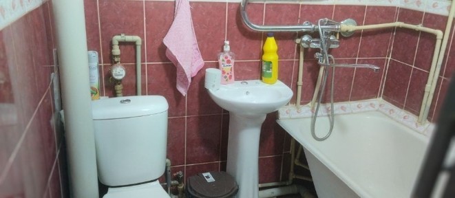 Продам квартиру в хорошем состояние отличное место расположение