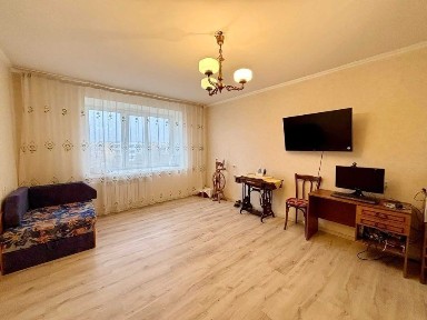Продам 2х ком. ул. Аманжолова д. 45, Михайловка>