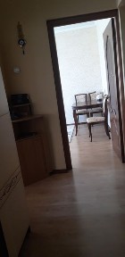 Продам 2ком. квартиру, улучшенной планировки в мкр. Мамыр-2!