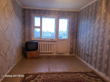 Продам 2комн квартиру по адресу 7микр 64 дом