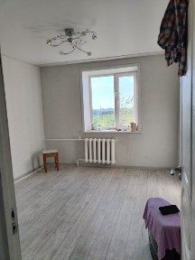 Продам 2 х комнатную улучшенную квартиру