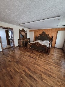 Сдам 3ком. квартиру-студ ию. Евроремонт. 250,0