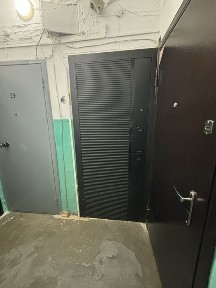 Продам 2 комнатую кайсенова 125
