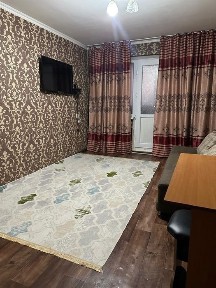 1 комнатная квартира 4 этаж Республика Колос