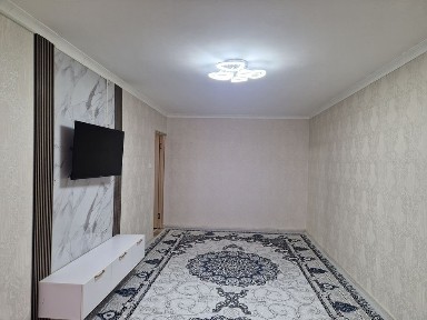 Тез арада 2 болмели уй сатылады тгжде 5 этаждык дом 3 этаж