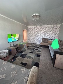 Продам или обмен по улице Комарова 12