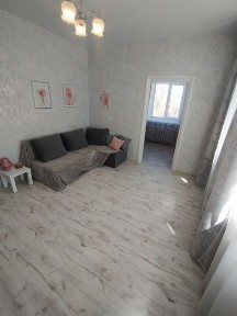 Продам 2х комнатную квартиру сталинку с ремонтом