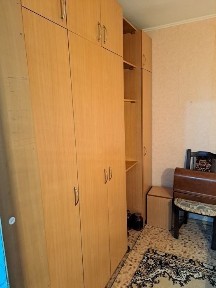 Продам 2-ком. кв. Район Бизнесс-колледж.