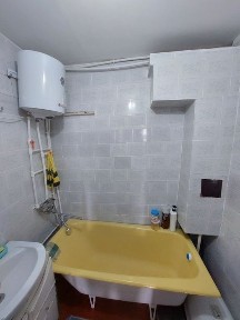 Үй сатылады тез арада 2 бөлмелі