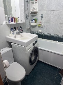Продам 3-х комнатную квартиру по адресу 1-24