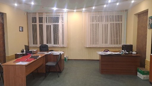 Аренда офиса на первом этаже.
