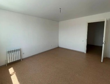 Продам 2 комнатную квартиру район Креатив центра