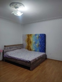 Продам 4-х. ком. квартиру в центре г. Алматы (Панфилова - Молдагуловой).