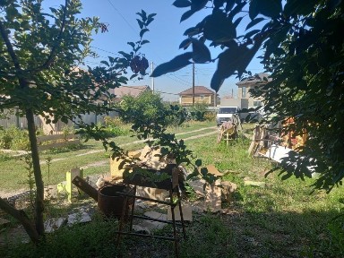 Продам дом 3 комнат с участоком 8 соток
