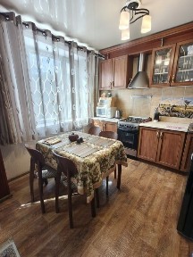 Продаём отличную трёхкомнатную квартиру улучшенной планировки