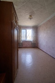Продам 2х комнатную квартиру Рн Дом Быта 4 этаж