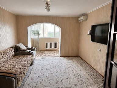 Продается 3 комн. квартира на 12 мкр 19 срочно