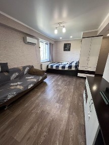Продам 1 ком. кв. с балконом по ул. Островского д 14.