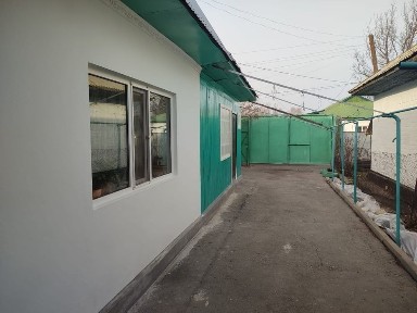 Продам дом возле трассы Сарканд