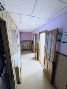 Продается комерческое помещение (офис) около цона 27 дом 3 м-он