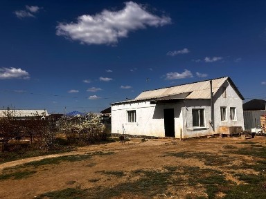 Продается времянка и недостроенный дом в Томарлы.