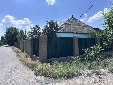 Продам дом с мебелью или без!