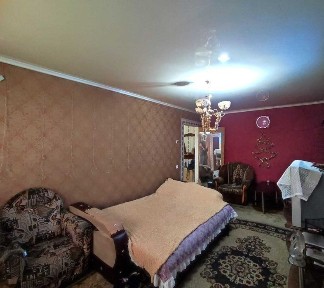 Продаю 3х комн. квартиру на 29а кв., на 3 этаже.