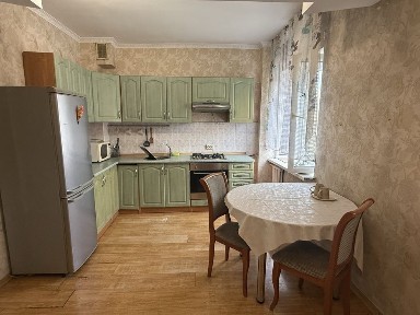 Сдам 1 комнатную квартиру в Алмалинском районе 2-3 парням
