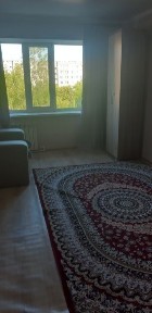 Продам двухкомн. кватиру студию.